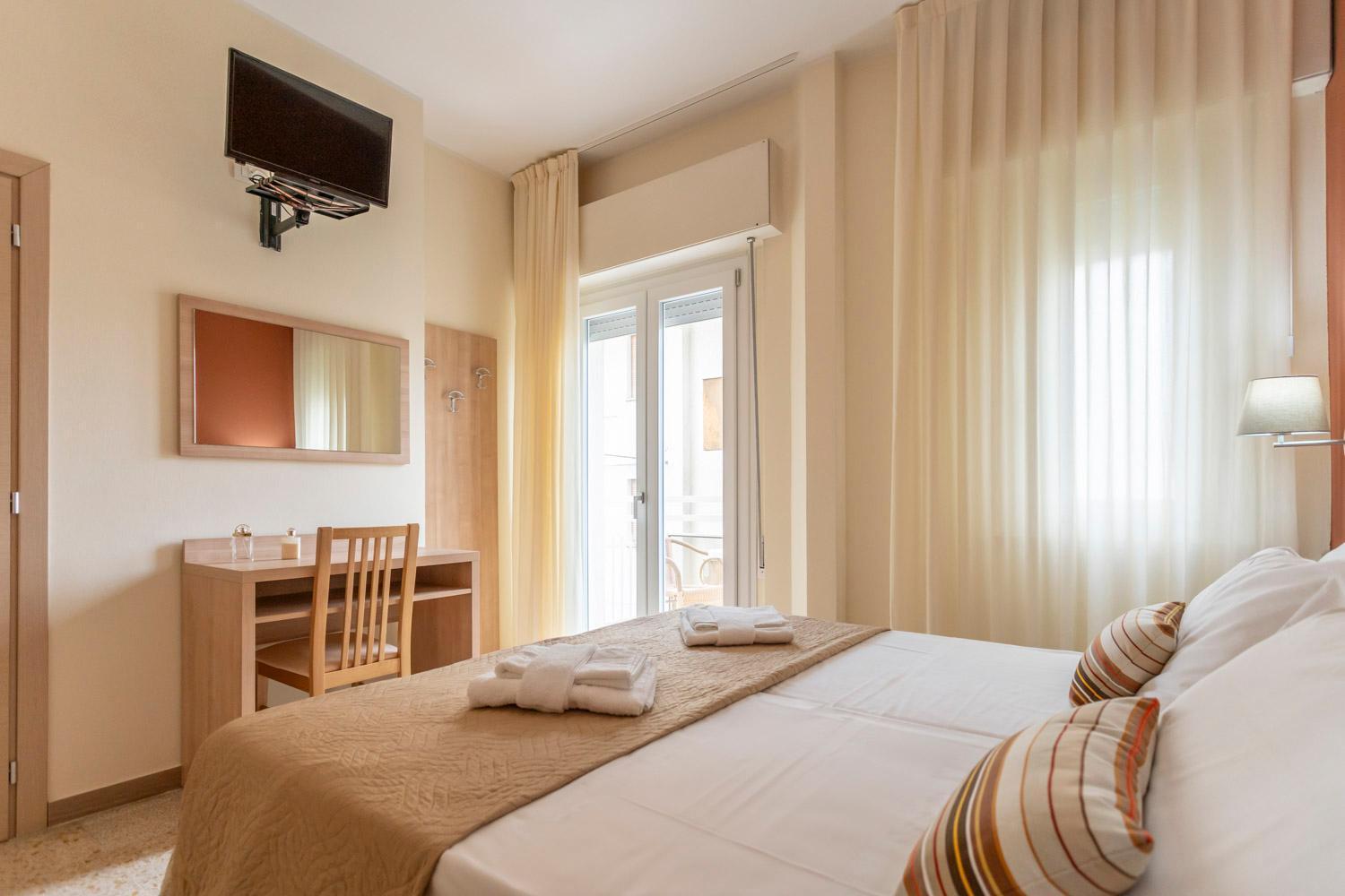 Hotel Cormoran Риччоне Екстер'єр фото