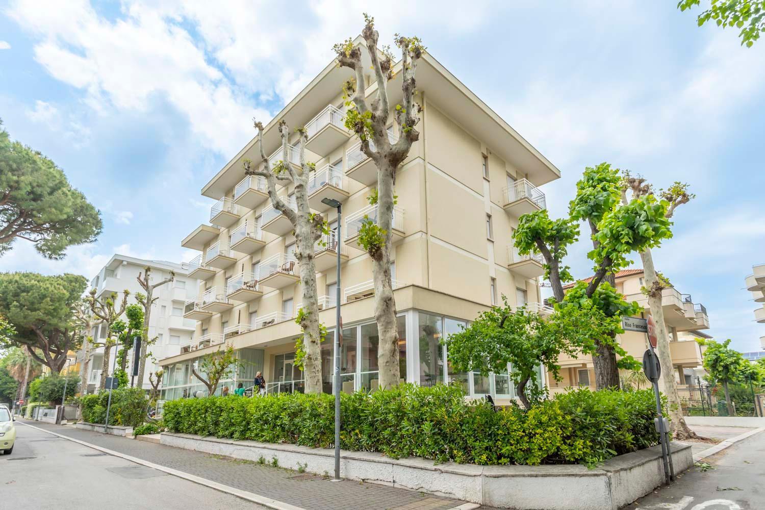 Hotel Cormoran Риччоне Екстер'єр фото
